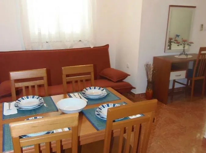 In With Sea View, Balcony, Air Conditioning, Wifi 4623-12