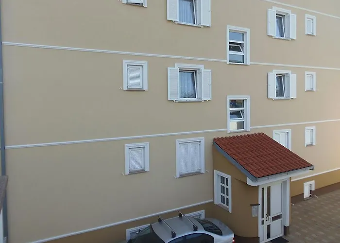 In With Sea View, Balcony, Air Conditioning, Wifi 4623-12 * Dramalj