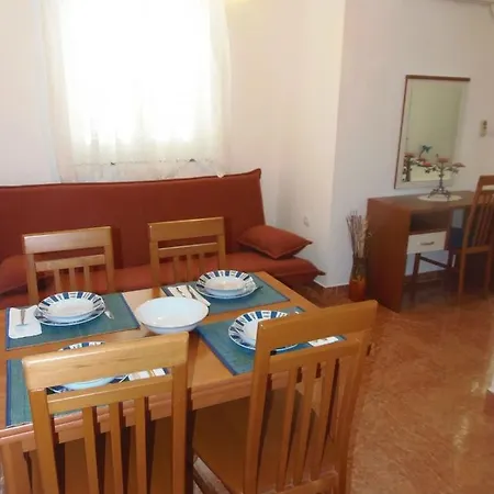 In With Sea View, Balcony, Air Conditioning, Wifi 4623-12