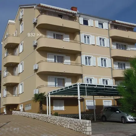 In With Sea View, Balcony, Air Conditioning, Wifi 4623-12